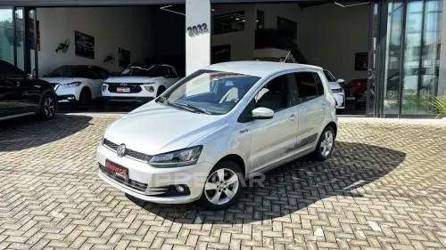 Volkswagen FOX 1.6 MI Rock IN RIO 8V 4 portas