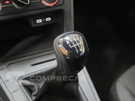 Polo Track 1.0 Flex 12V 5p