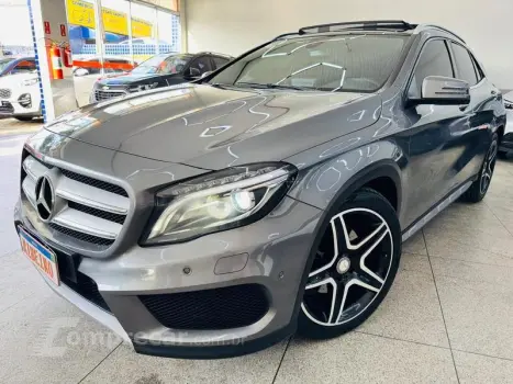 Mercedes-Benz GLA 250 SPORT TURBO 4 portas
