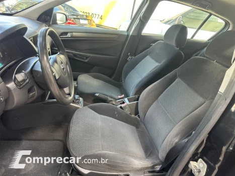 VECTRA 2.0 MPFI GT HATCH 8V FLEX 4P MANUAL
