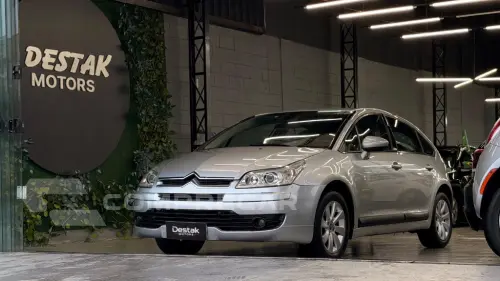 CITROEN C4 GLX 2.0 Flex 16V 5p Aut. 4 portas