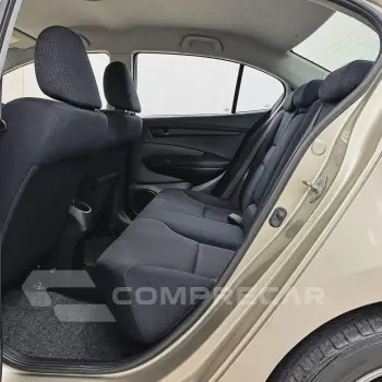 CITY 1.5 LX Sedan 16V