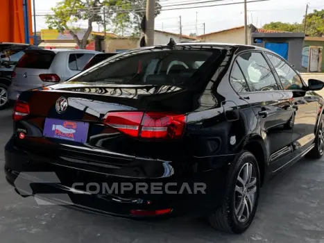 JETTA - 2.0 COMFORTLINE 4P TIPTRONIC