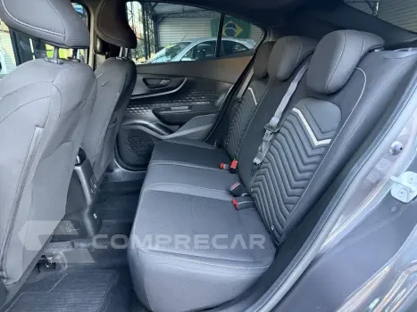 FASTBACK 1.0 TURBO 200 FLEX AUTOMÁTICO