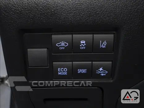 YARIS 1.5 16V Sedan XS Connect