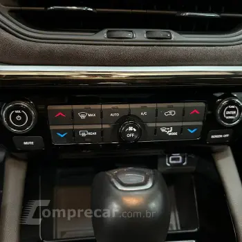 Commander Overland T270 1.3 TB Flex Aut.