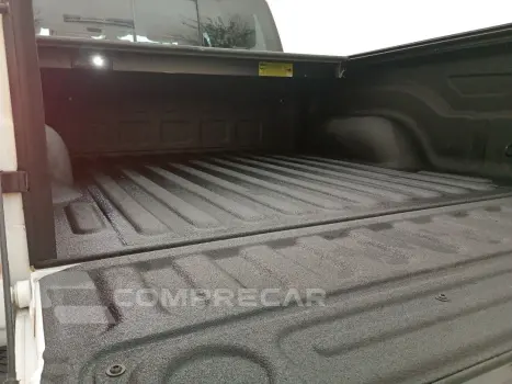 CLASSIC 5.7 V8 GASOLINA LARAMIE CD 4X4 AUTOMÁTICO