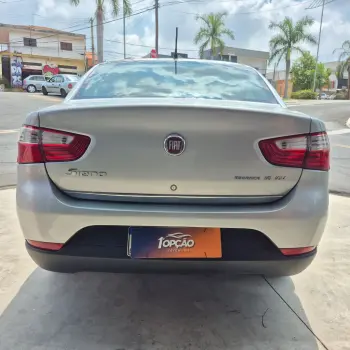 Grand Siena ESSENCE 1.6 Flex 16V