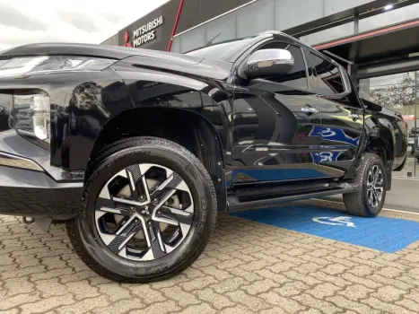L200 TRITON 2.4 16V Turbo Sport Hpe-s CD 4X4