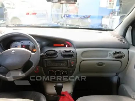 SCÉNIC - 1.6 EXPRESSION 16V 4P AUTOMÁTICO