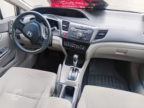 Civic LXS automático