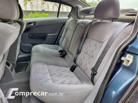 VECTRA 2.0 MPFI Elegance 8V