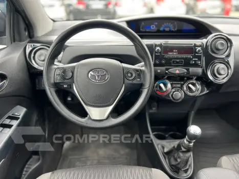 Etios 1.5 X Plus 16V Flex 4P Manual