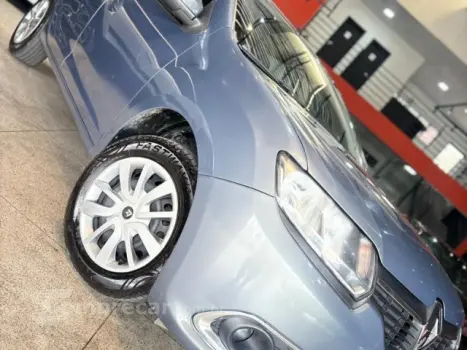 SANDERO - 1.6 EXPRESSION 8V 4P MANUAL