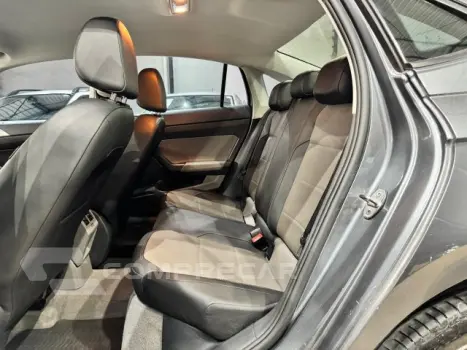 VIRTUS - 1.0 200 TSI HIGHLINE AUTOMÁTICO
