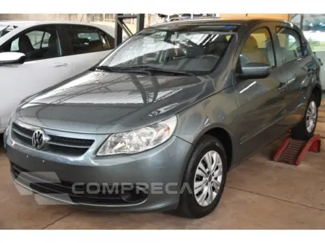 Volkswagen GOL - 1.0 MI 8V 4P MANUAL G.V 4 portas