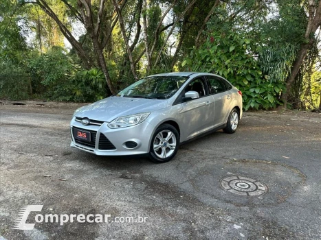 FORD FOCUS 2.0 SE 16V FLEX 4P POWERSHIFT 4 portas