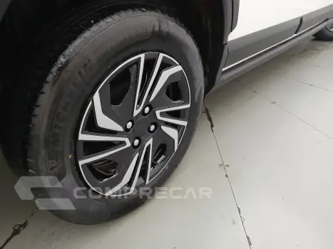 SPIN 1.8 LT 8V FLEX 4P AUTOMÁTICO