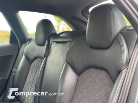 RS6 4.0 AVANT V8 32V BI-TURBO GASOLINA 4P TIPTRONIC