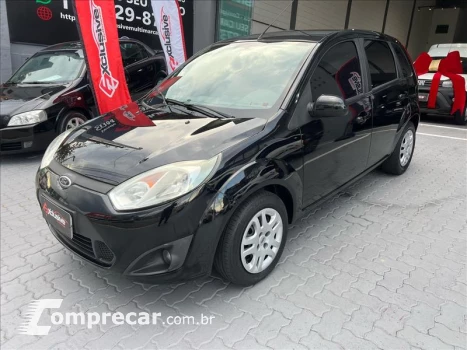 FORD FIESTA 1.6 Rocam Hatch 8V 4 portas