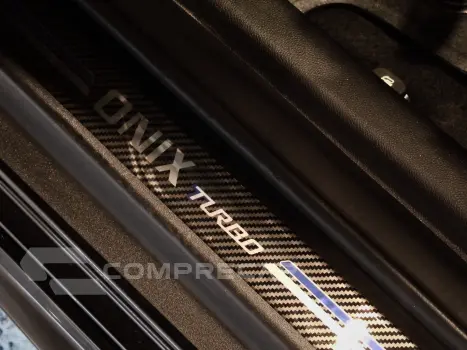 ONIX 1.0 Turbo RS