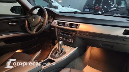 320i