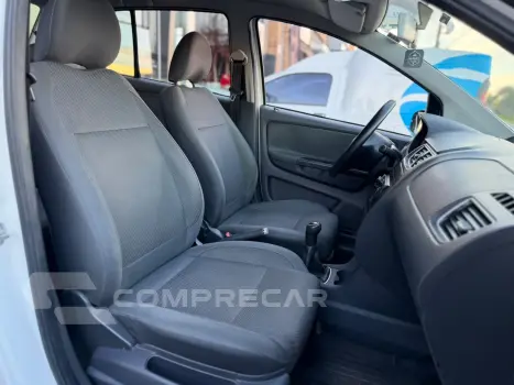 FOX 1.6 MI FLEX 8V 4P MANUAL