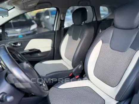 CAPTUR Intense 1.6 16V Flex 5p Aut.
