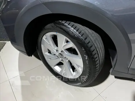 NIVUS 1.0 200 TSI TOTAL FLEX COMFORTLINE AUTOMÁTI