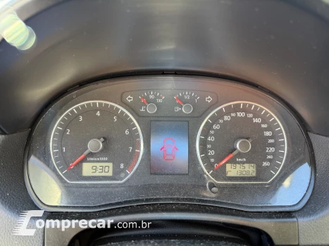 POLO SEDAN 2.0 MI Comfortline 8V