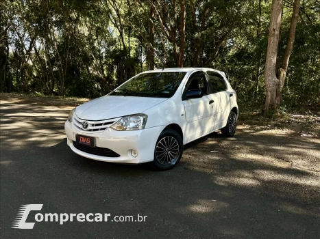 Toyota ETIOS 1.3 16V 4 portas