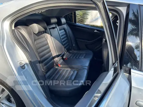 JETTA Highline 2.0 TSI 16V 4p Tiptronic