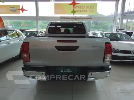 HILUX 2.8 D-4D TURBO DIESEL CD SR 4X4 AUTOMÁTICO