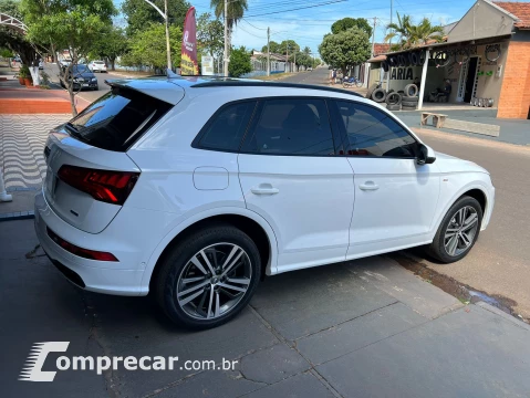 Audi Q5 2.0 45 TFSI S Line Black Quattro S Tronic 4 portas