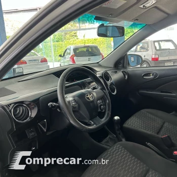 ETIOS 1.5 X Sedan 16V