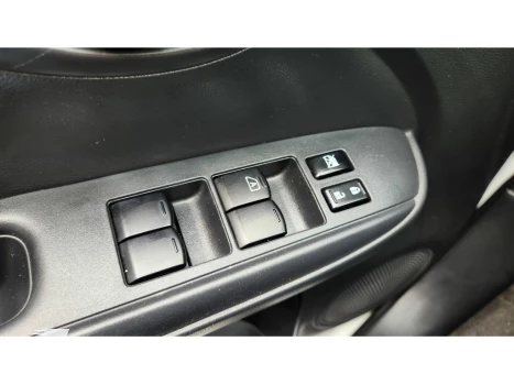 VERSA 1.6 16V FLEX V-DRIVE MANUAL