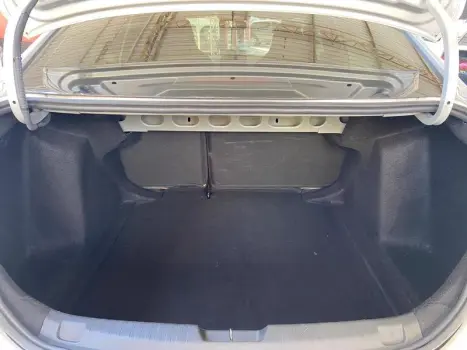 ONIX PLUS 1.0 TURBO LTZ AT SEDAN