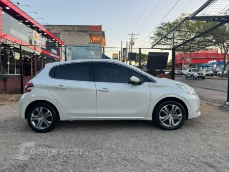 208 1.6 16V 4P FLEX GRIFFE AUTOMÁTICO