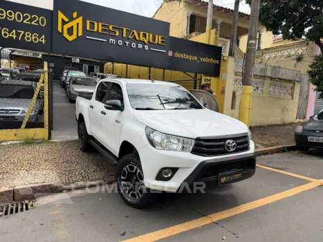 Toyota Hilux CD 4x4 2.8 Diesel Mec. 4 portas