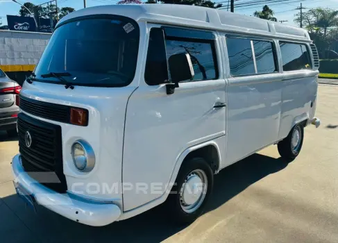 Volkswagen Kombi 1.4 FLEX STD 3 portas