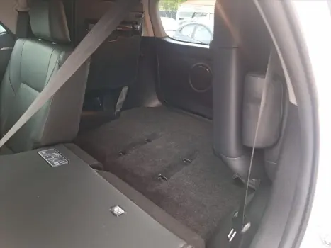 HILUX SW4 2.8 D-4D TURBO DIESEL SRX 7L 4X4 AUTOMÁ