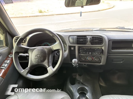 S10 2.4 MPFI Executive 4X2 CD 8V