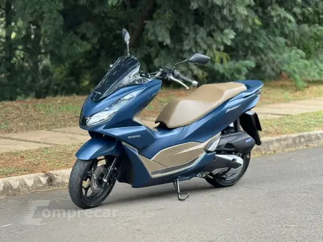 PCX 160 DLX