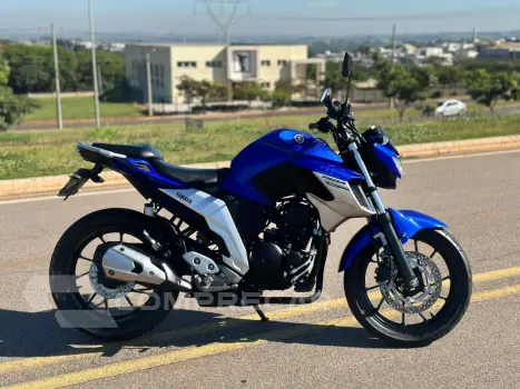 FZ25 FAZER
