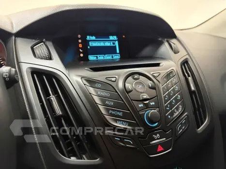 FOCUS 1.6 S 16V FLEX 4P MANUAL