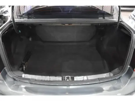 CLASSIC - 1.0 MPFI LS 8V 4P MANUAL