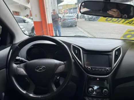 HB20S - 1.6 PREMIUM 16V 4P AUTOMÁTICO