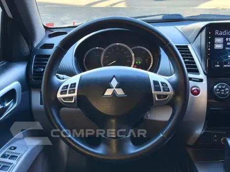 PAJERO 3.5 HPE 4X4 7 LUGARES V6 24V FLEX 4P AUTOMÁTICO
