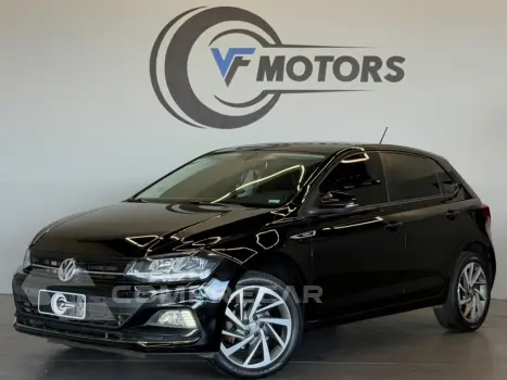 Volkswagen POLO 1.0 200 TSI HIGHLINE AUTOMÁTICO 4 portas