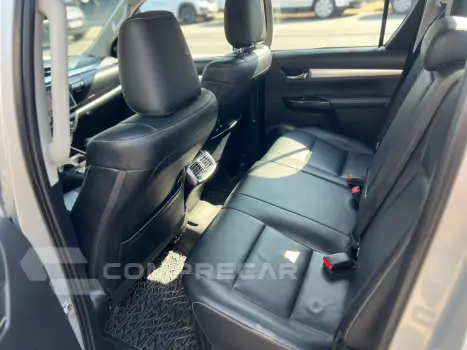 HILUX 2.8 D-4d Turbo CD SRX 4X4